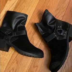 Lori Goldstein Moto boot